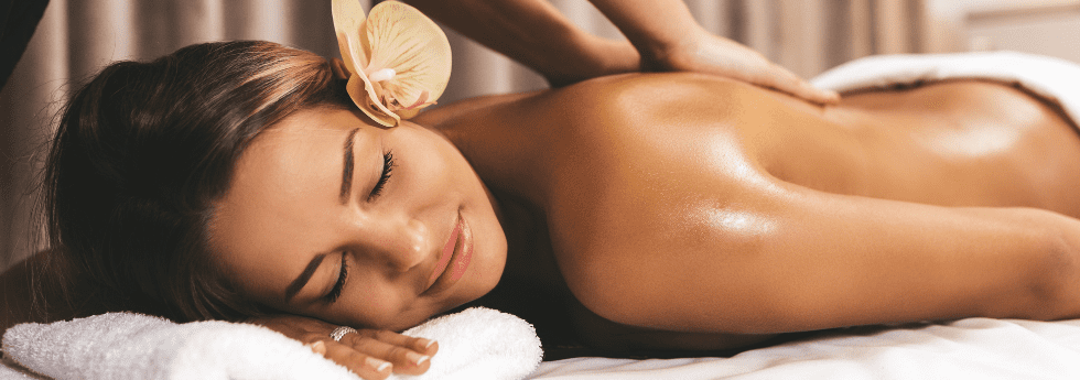 Full Body Massage in Royal Velvet spa Delhi