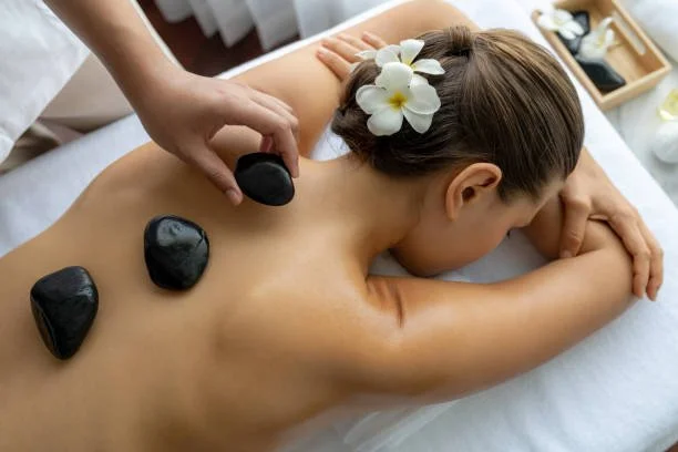 hot stone massage laxmi nagar delhi
