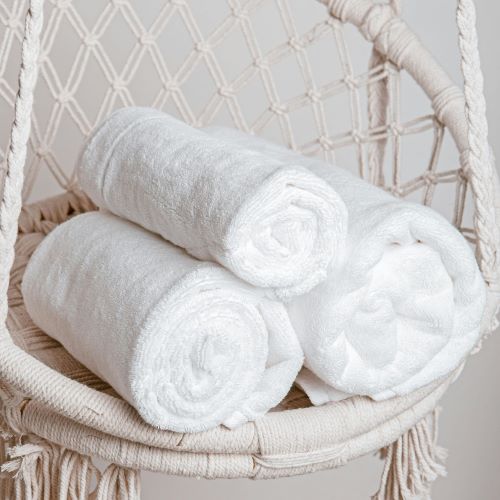 Spa in Green Park main market Delhi offering premium wellness services