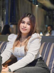 Call Girl Near Royal Plaza